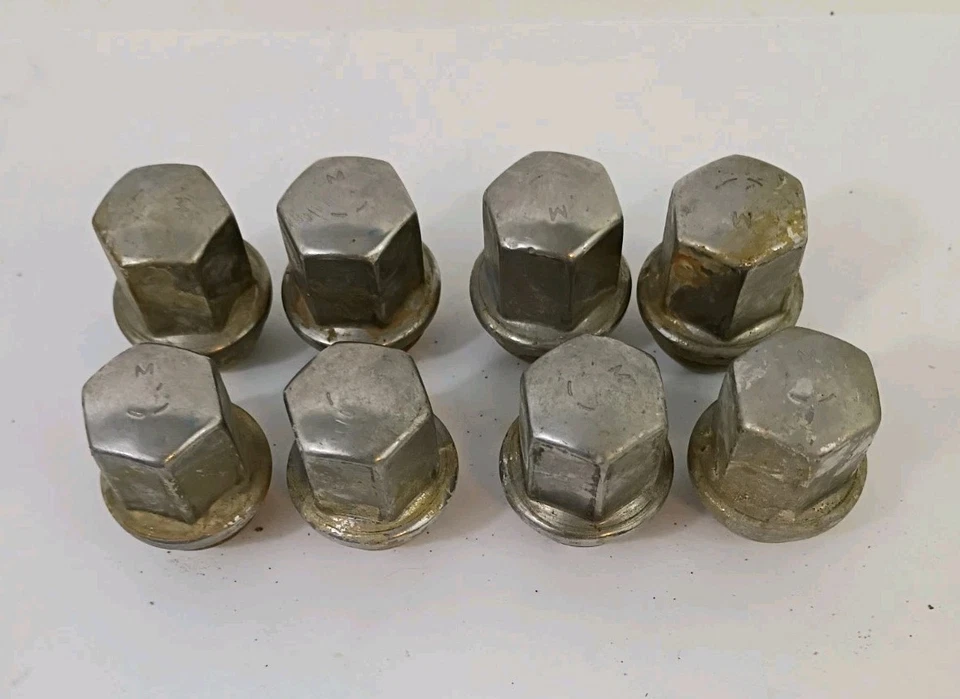Juego de 8 tuercas OEM 2003-2013 OEM MOPAR genuinas Dodge Ram 2500, 3500 Foto 1 de 3