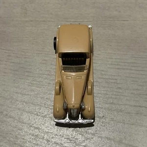 Vintage 1981 Hot Wheels '35 Classic Caddy Beige/Tan Blackwall Diecast Hong Kong - Picture 1 of 6