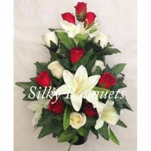 Arreglo Floral Maceta Tumba Rosa Artificial Roja Lirio Seda Flor Espalda Plana - Imagen 1 de 6