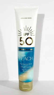 Loción de protección solar Bath & Body Works AT THE BEACH 6 oz FPS 50 CADUCIDAD 12/2025 Foto 1 de 3
