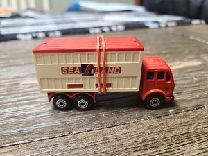 Matchbox Superfast No. 42 Mercedes Sea Land Container Truck - Picture 1 of 4