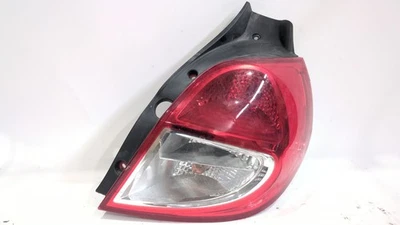 8200886946 FEU ARRIÈRE DROIT / 189498 POUR RENAULT CLIO III BR0/1, CR0/1 1.5 D - Immagine 1 di 4