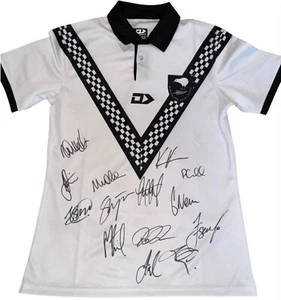 NEW ZEALAND Team Signed Rugby League Pacific Championships 2024 Retro Jersey - Picture 1 of 5
