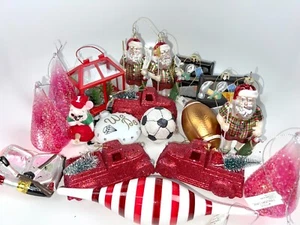 Liquidation Bulk Wholesale Overstock Lot Christmas Decoration 84 Items Mixed Box - Picture 1 of 6