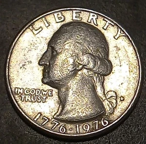1776-1976 D EE. UU. Moneda de error de cuarto de bicentenario rara rellena marca de ceca regular - Imagen 1 de 4