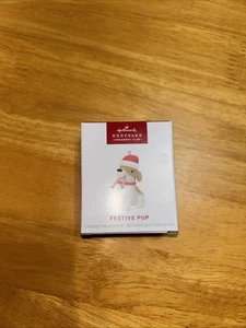 Hallmark Keepsake Ornament KOC 2025 Festive Pup ~ Member Excl. Miniature Dog - Picture 1 of 5