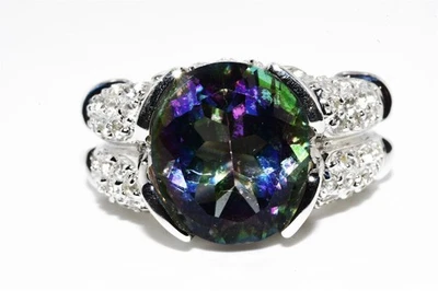 Anillo de cóctel de topacio blanco y color mejorado de 13,00 quilates de plata de ley de $500 .925 Foto 1 de 4