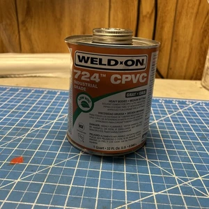 Weld-On 14183 (724 CPVC Heavy Bodied•Medium Setting) 1 Quart 32 fl oz, Brush-Top - Picture 1 of 11