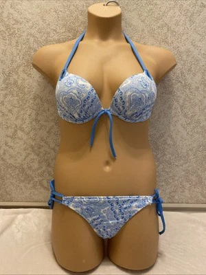 Victoria's Secret Bombshell Bikini.  Blue And White Paisley. Size 34C /Medium - Image 1 of 4