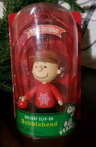 PEANUTS Charlie Brown Bobblehead Christmas Holiday Clip on New In Package  - Picture 1 of 6