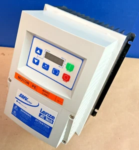Lenze AC Tech ESV152N02YXC SMVector Drive 2 HP; 240V - Foto 1 di 10