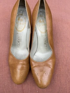 Delman camel rich color vintage leather pumps 3 in sz 9 Made in Italy - Picture 1 of 9