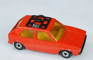 Matchbox 1976 Lesney No.7 SuperFast V W Golf RED - Picture 1 of 6
