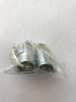 NOS SUZUKI GS550 GS750 33261-45020 - CONDENSADOR Foto 1 de 4