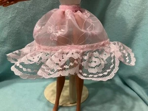 ADORABLE PINK LACE BUBBLE SKIRT HANDMADE ORIGINAL CLOTHES 4 FASHION DOLLS - Picture 1 of 2