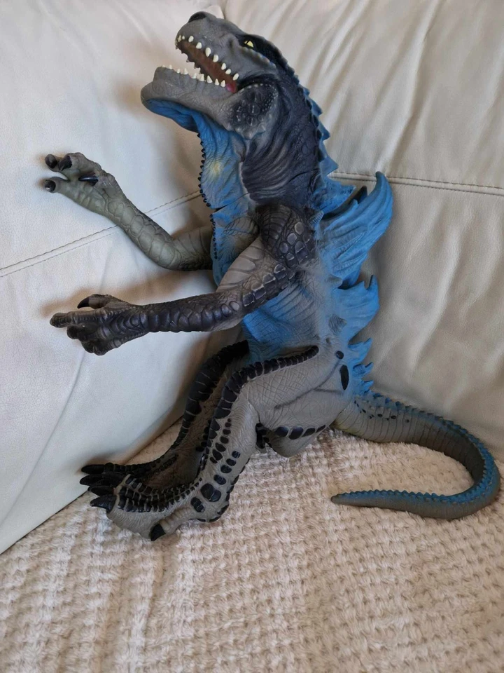 Godzilla Hyper Hybrid 1998 "TOHO BLUE" Full Body Hand Puppet - Rare and Vintage - Image 1 of 4
