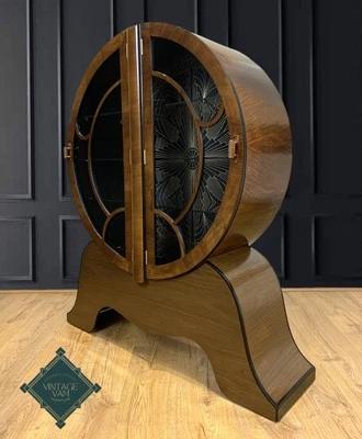 Art Deco cocktail/ drinks/display cabinet. S. Spanglett Ltd 1930s. - Image 1 of 4