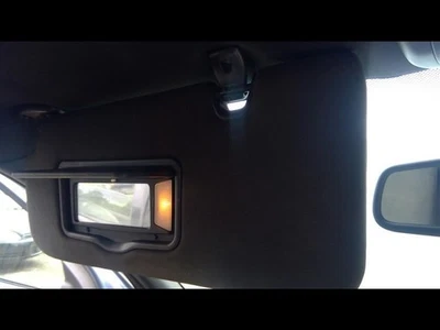 Iluminación de parasol para conductor con techo corredizo para 10-12 ESCAPE 140590 Foto 1 de 4