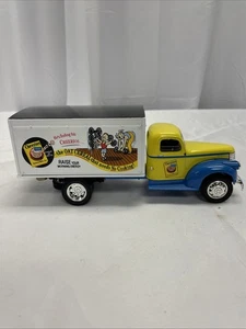 Furgone Liberty Classic Cheerios 1942 Chevrolet Box - Foto 1 di 6