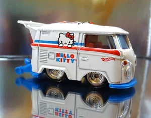 HOT WHEELS SCREEN TIME REAL RIDERS CUSTOM HELLO KITTY KOOL KOMBI. - Picture 1 of 14