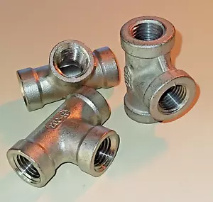 ***THREE*** 1/4" NPT Female Threaded Tee 304 Stainless Steel 150 Pipe T Fitting - Picture 1 of 2