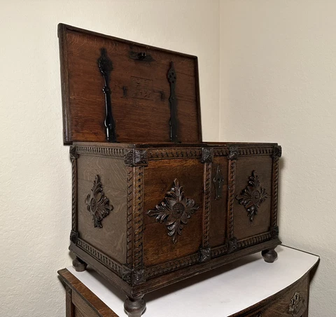 Antique 18th Century European Hand Carved Chest / Trunk (23”x16.5”) Cover