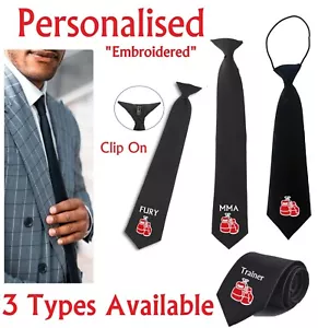PERSONALIZADOS Iniciales Corbata Guantes de Boxeo Club UFC MMA Entrenador Papás Regalo Clip - Imagen 1 de 15