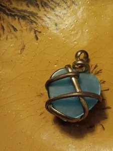 Vintage Silver Tone Artisan Wire Wrap Pendant With A Big Beautiful Blue Stone - Picture 1 of 4
