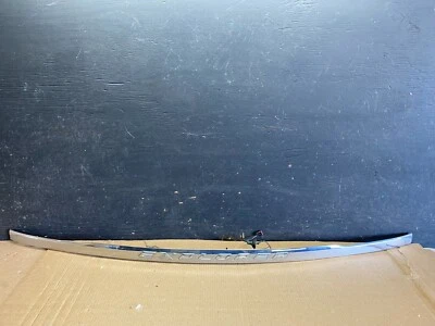 Moldura de puerta trasera Ford Explorer 2011 a 2014 sin cámara n5788 DG Foto 1 de 4