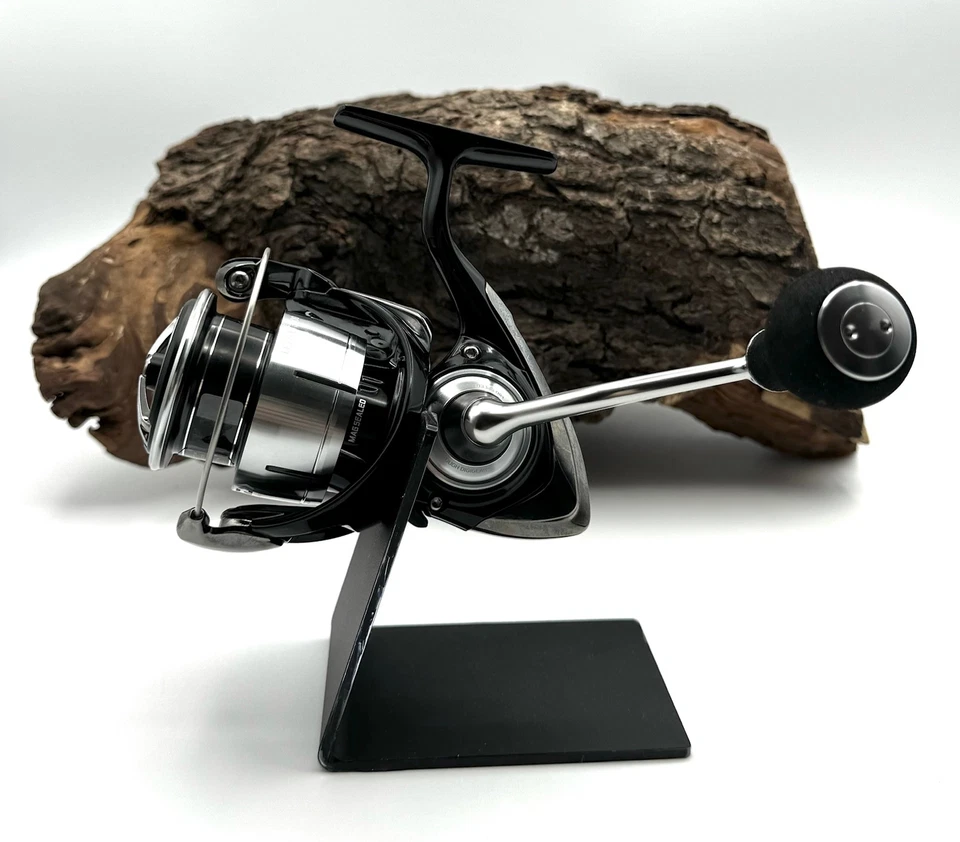 Daiwa 23 Lexa LT3000 Spinnrolle Airdrive Design Saltwater SW Angelrolle SALE - Bild 1 von 4