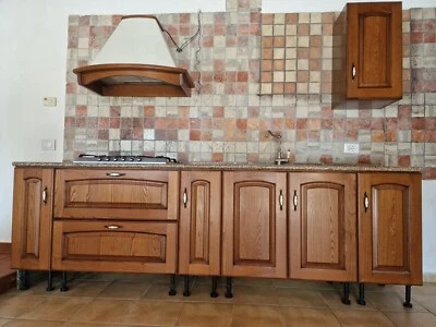 Cucina lineare Scavolini 240cm con PL in granito rosa, fornelli e lavabo.  - Immagine 1 di 4