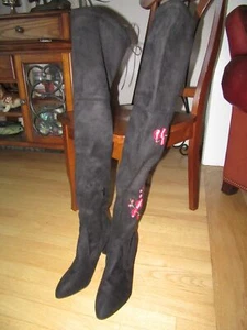 21 O/WOMENS BLACK OVER THE KNEE THIGH HIGH BOOTS/FAUX FUR LINED/FLOWERS! - Picture 1 of 8