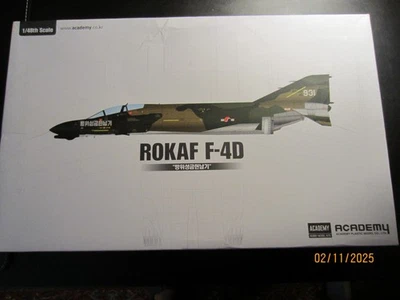 1/48 Academy Rokaf F-4D Phantom - Immagine 1 di 3
