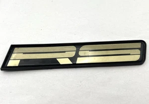 Chevrolet Camaro RS EMBLEMA 7" Negro Dorado Vintage Años 80 90 - Imagen 1 de 12