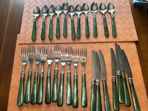 28 Stück Vintage grün bestraft Cambridge Kamee Besteck * - Bild 1 von 11