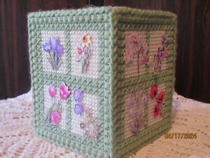 FLOWERS / PASTEL COLORS NEW - HANDMADE - PLASTIC CANVAS TISSUE BOX COVER CUBE