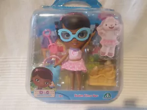 Disney Junior Doc McStuffing Swim Time Doc Puppe 2012 Neu - Bild 1 von 2