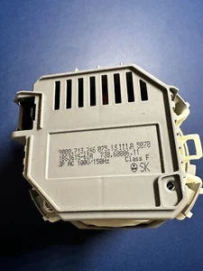 Bosch Siemens Neff etc. Heizpumpe Umwälzpumpe Pumpe 9000713246 1BS3615-6IA - Bild 1 von 4