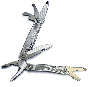 Leatherman Rev Folding 11 Peice Multi-Tool - Picture 1 of 16