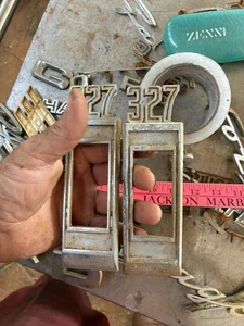 Pair of 1969 Chevrolet 327 Fender Vintage Emblem Badge Logo - - Bild 1 von 5