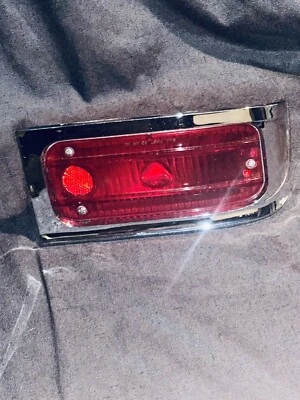  1963 AMC Rambler Classic LH задний фонарь в сборе и линза - Изображение 1 из 4