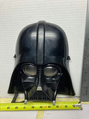 Darth Vader Halloween Mask for kids STAR WARS 2005 Lucas film Ltd. - Image 1 of 2