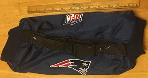 NFL Licensed New England Patriots Football Waist Handwarmer w/Zipper Pouch - NEW - Picture 1 of 14