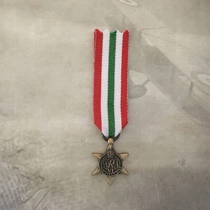 ITALY STAR MEDAL - GOLD TONE | WWII | MINIATURE | ARMY | AUSTRALIA | WAR - Foto 1 di 1