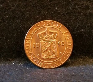1945-P Netherlands East Indies 1/2 cent, red UNC, KM-314.2 (NE7) - Picture 1 of 6