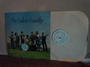DOLAN FAMILY Vinyl LP...THE DOLAN FAMILY...DOLAN FAMILY...VG++/VG++...82 - Bild 1 von 2