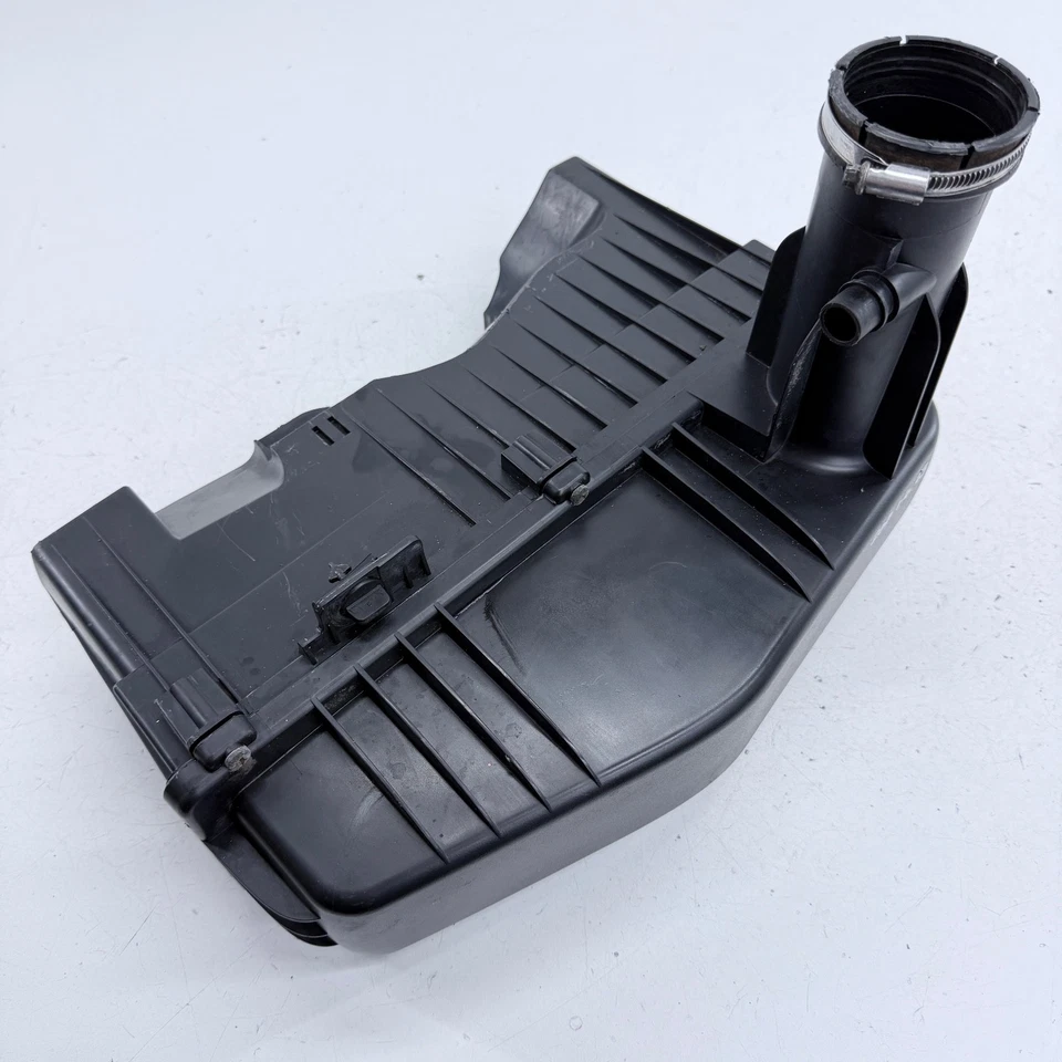 CARCASA FILTRO CAJA AIRE PEUGEOT 207 9654674080 1.4 GASOLINA KFV 06-09 Foto 1 de 4