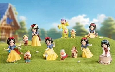 Authentic Disney Snow White Classic Series Confirmed Blind Box Figure Doll Gift! - Image 1 of 4