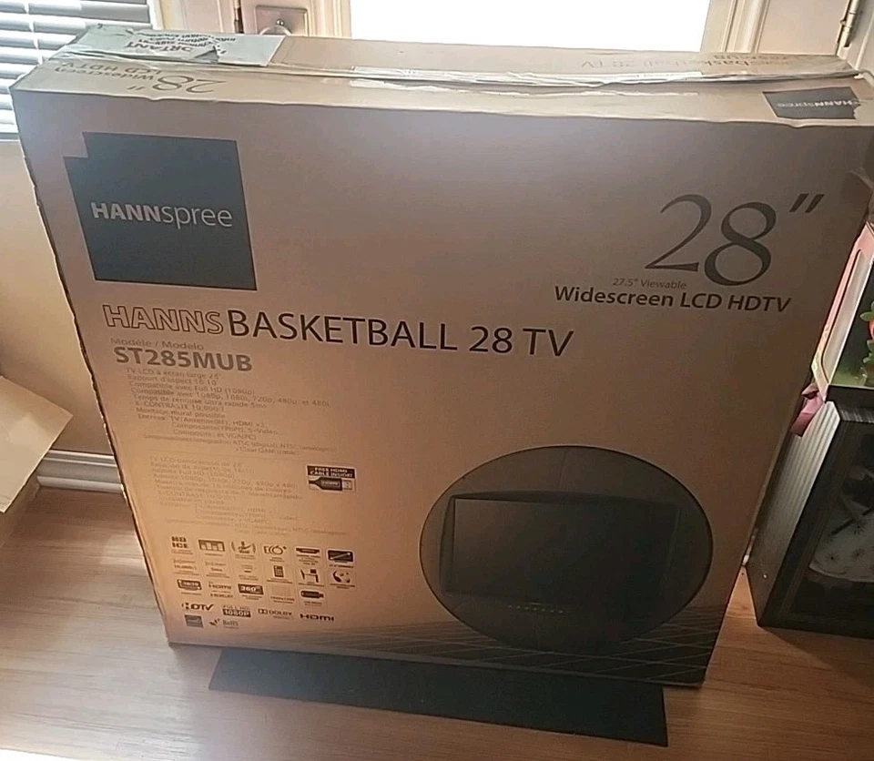 Hannspree 28 "Basketball shaped LCD 1080p HD TV New Open Box Hdmi - Image 1 of 4