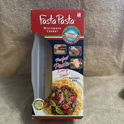 FASTA PASTA MICROWAVE COOKER & STRAINER - AS SEEN ON RACHEL RAY - NEW - Image 1 of 4